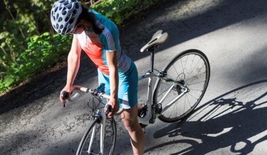 OGH-Urteil: Der Helm ist Pflicht beim Rennrad-Training! / Bild: Löffler