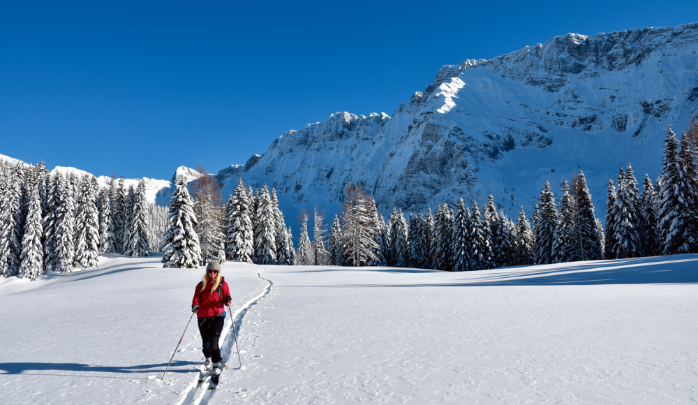Früh auf Tour: Was es braucht, damit Skitouren im Dezember und Jänner cool werden