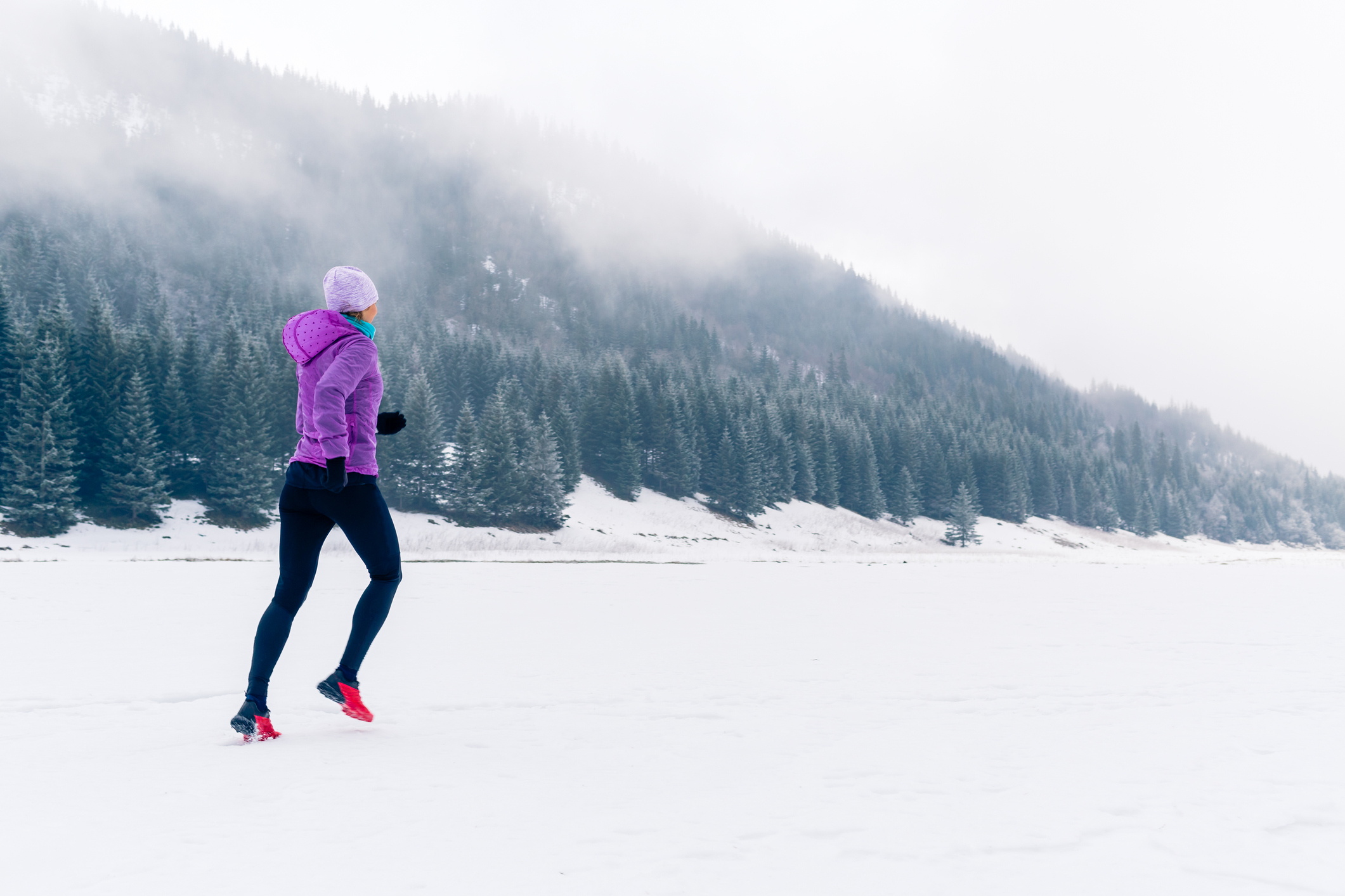 Joggen im Winter – 3 Tipps für ein optimales Lauftraining in der kalten Jahreszeit Thumbnail