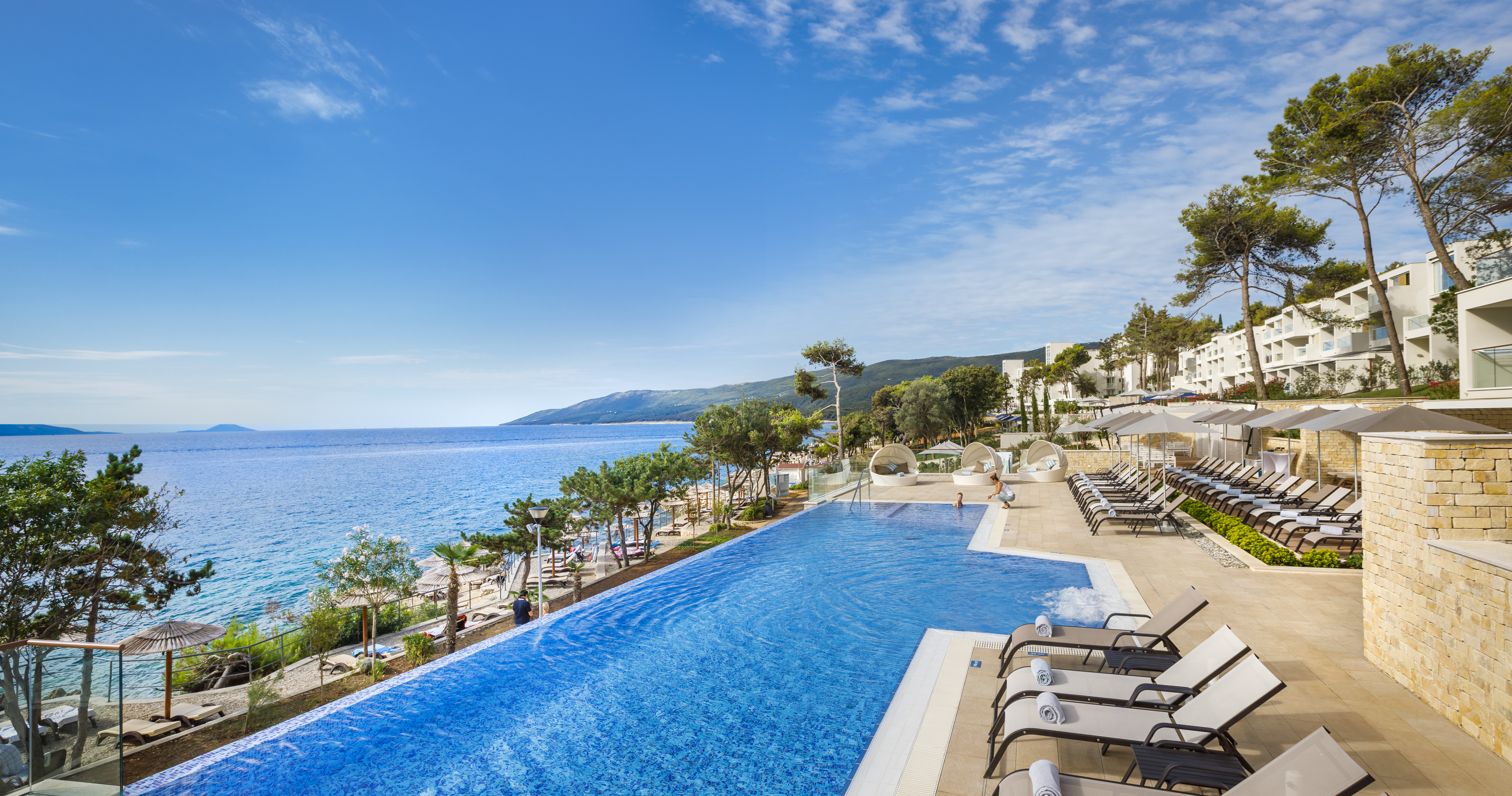 Ruhe und Action im Küstenparadies – Valamar Collection Girandella Resort