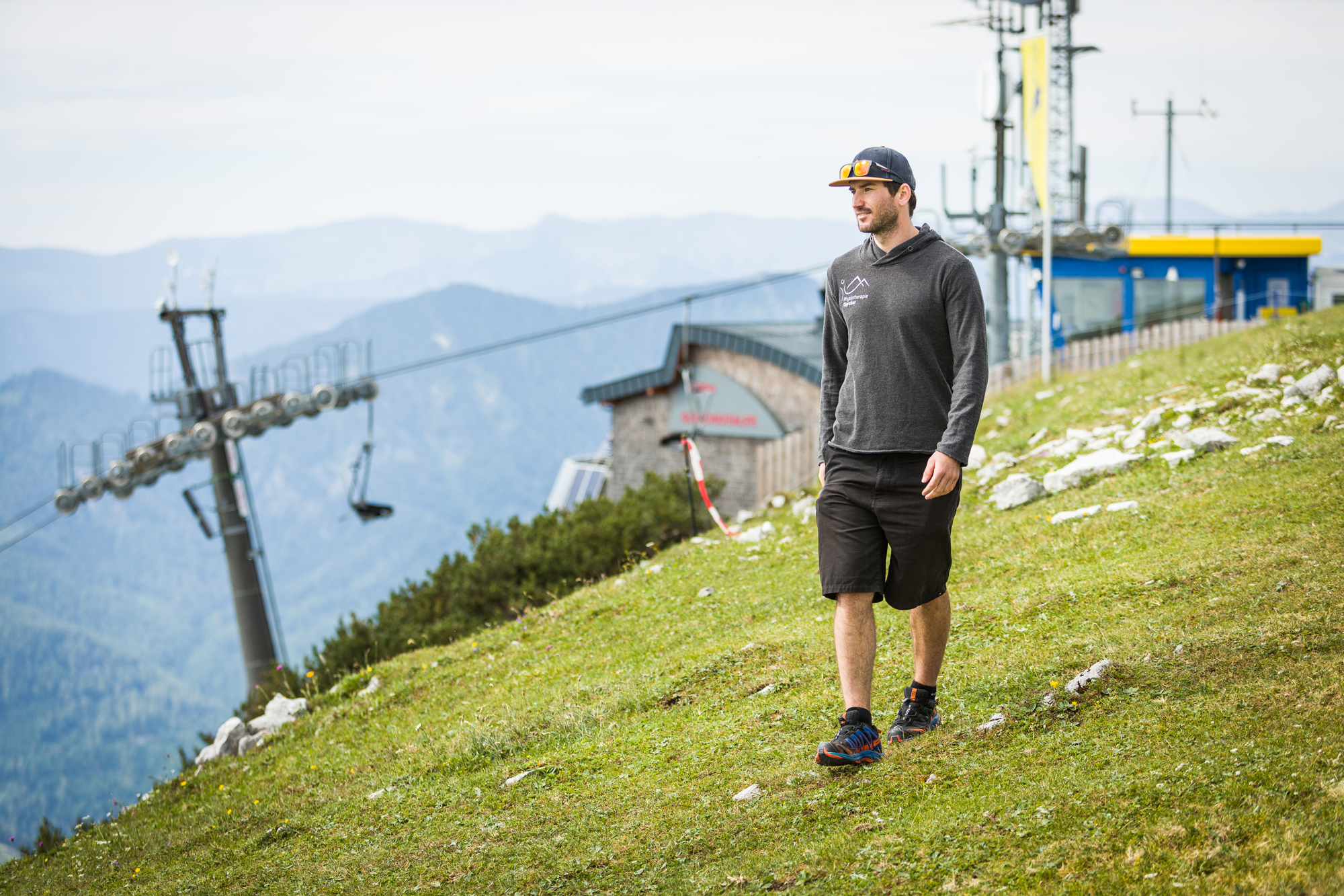 Geschichten von "Bin am Berg": Eric Digrubers "exotischer" Weg vom Skitrainer zum Physiotherapeuten