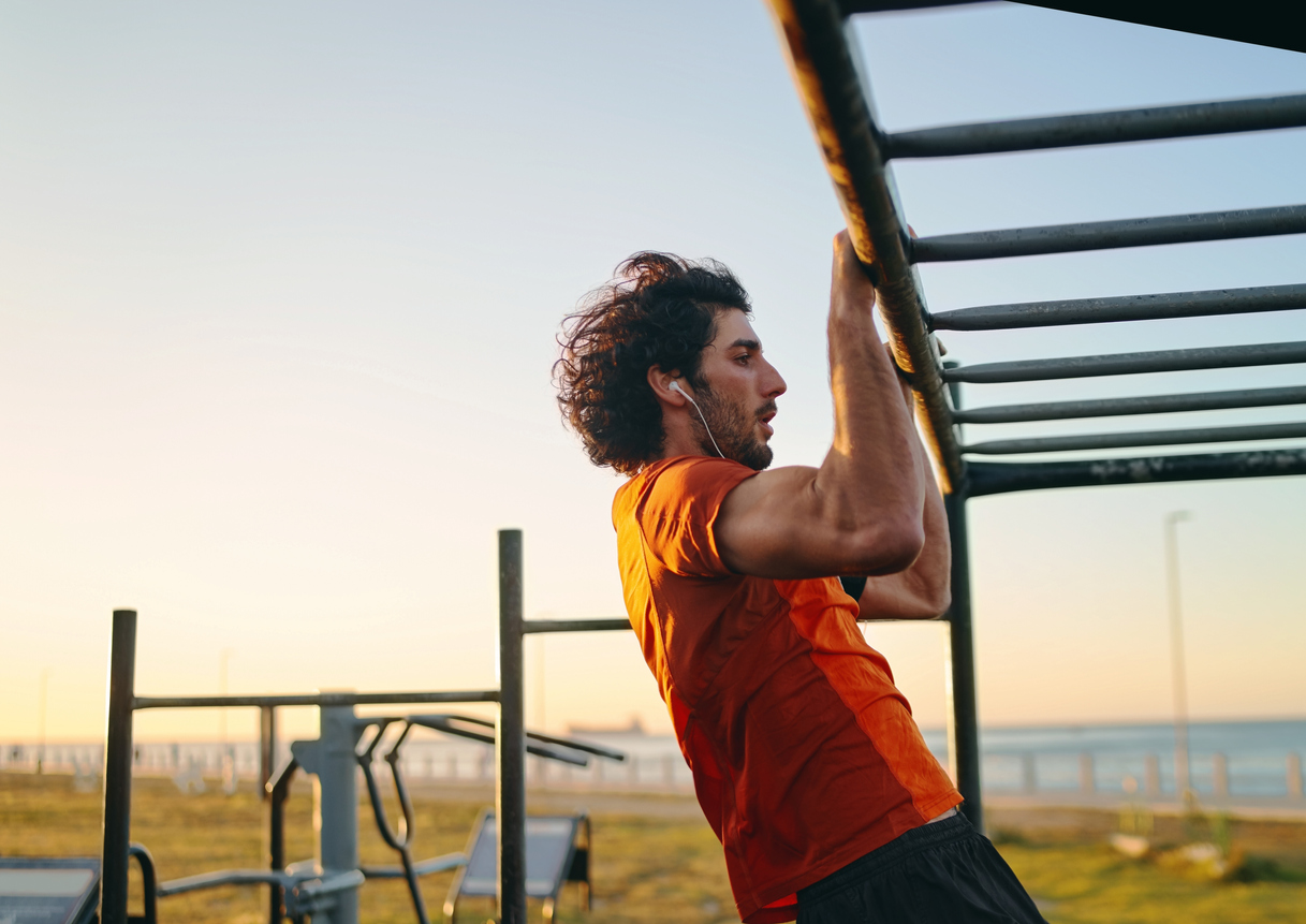 Cardio vs. Kraft: Was ist das bessere „Abnehmtraining“? Sechs Antworten.
