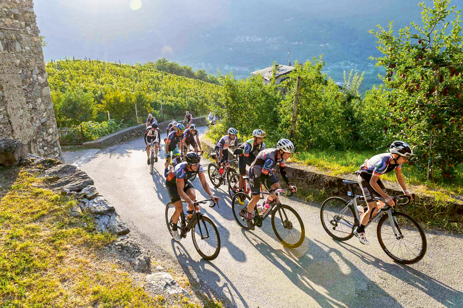 König Stelvio diktiert die Mode: Die richtige Radbekleidung für die richtige Temperaturzone