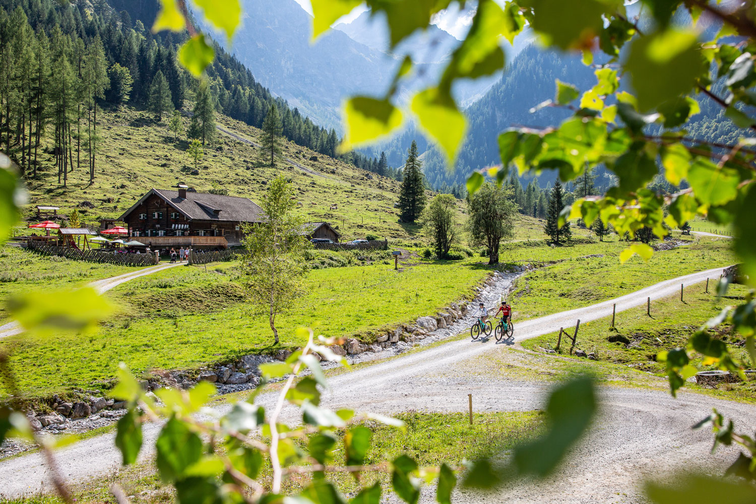 Premiere: Flachau lädt zum E-Bike Festival