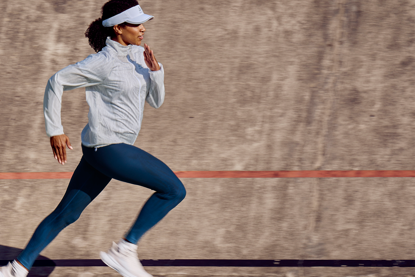 Leichtgewichtige Performance für deine Sommerläufe: Das ist die neue ODLO Zeroweight Running-Kollektion