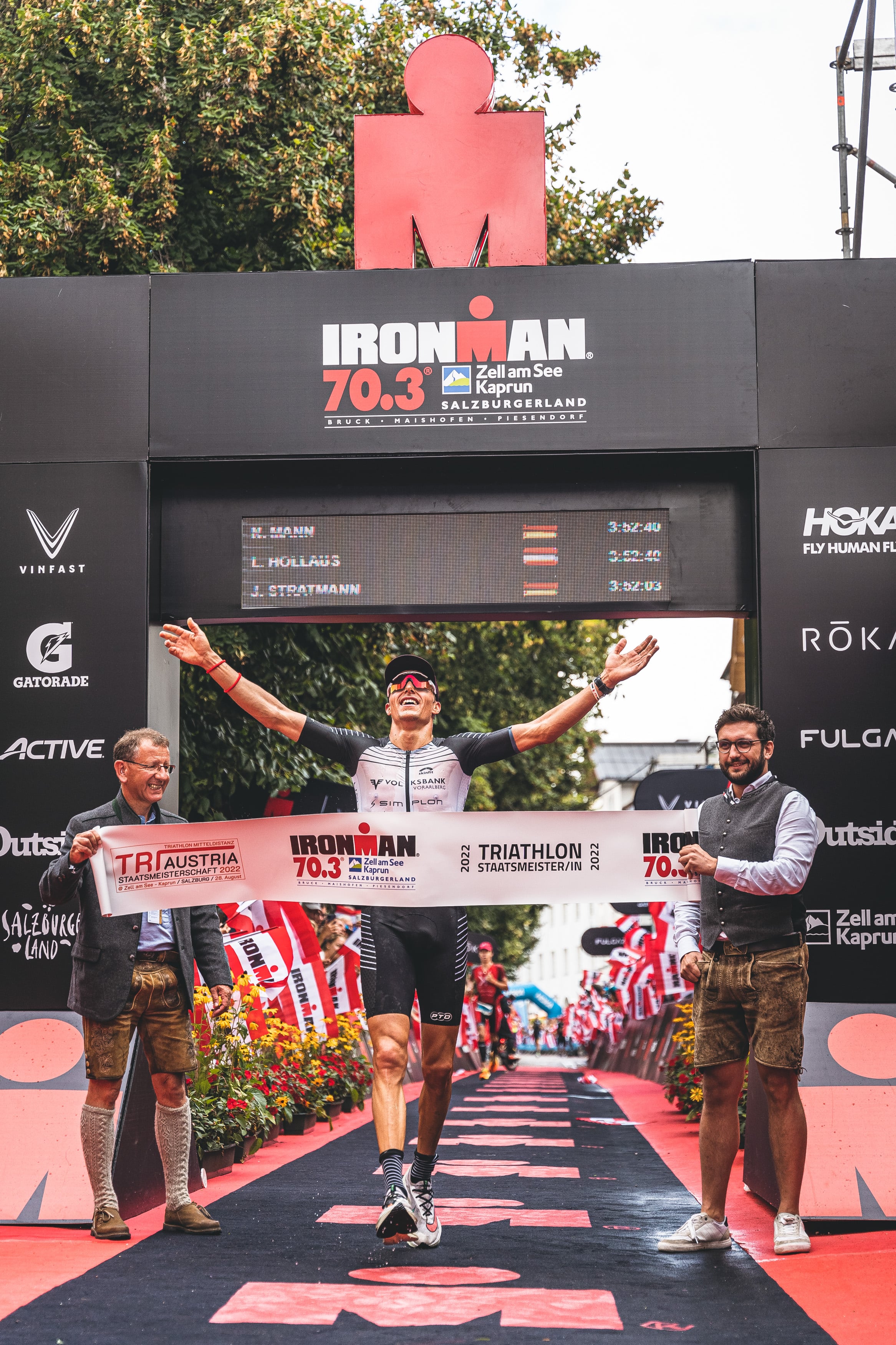 10. Jubiläum des Ironman 70.3 in Zell am See-Kaprun: Lokamatador Lukas Hollaus holt 3. Platz sowie den Staatsmeister Titel