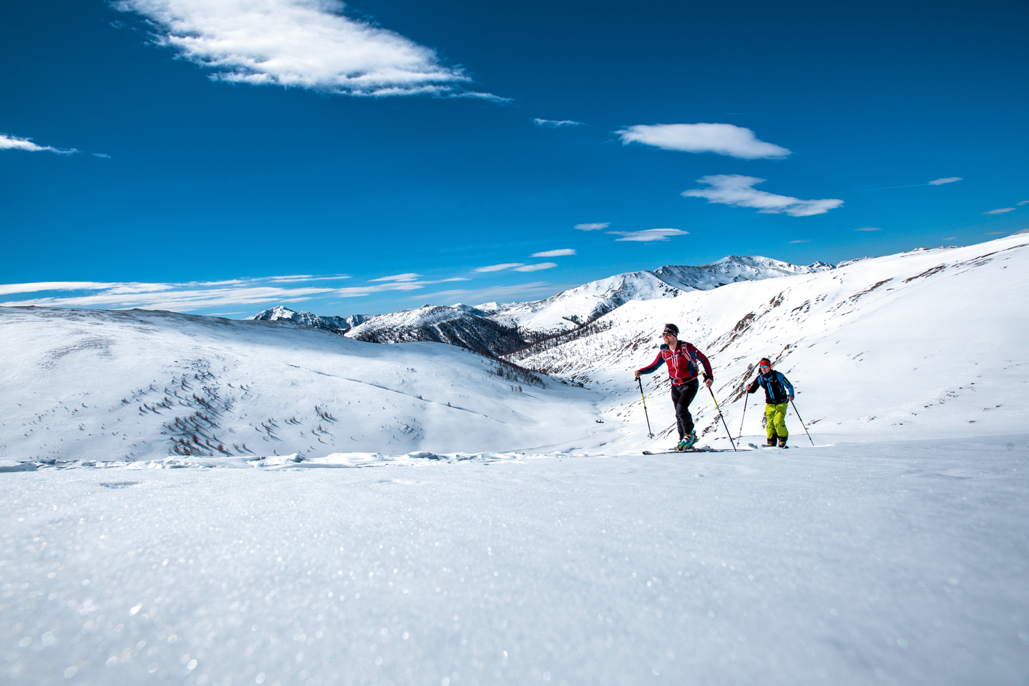 Früh auf Tour: Was es braucht, damit Skitouren im Dezember und Jänner cool werden