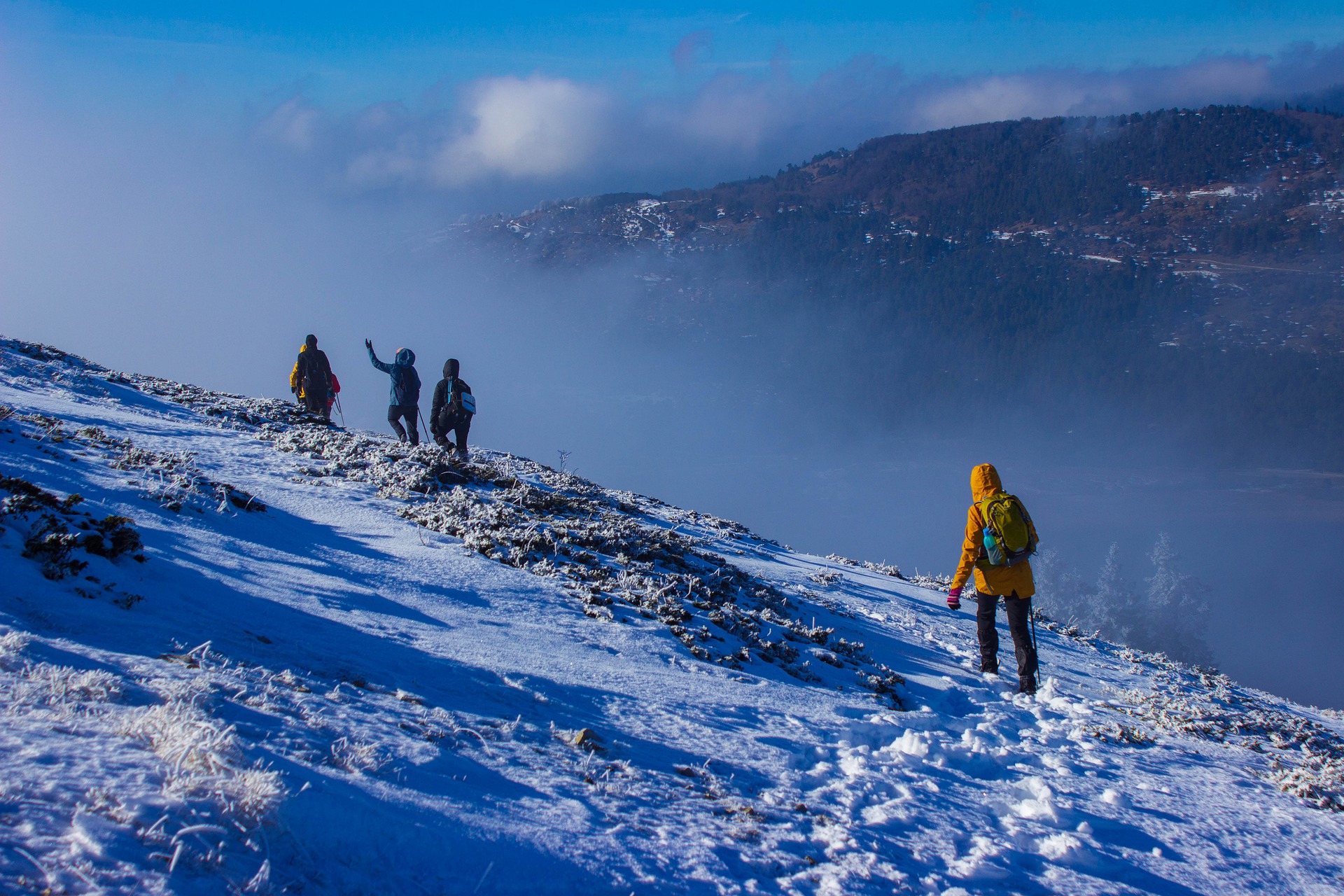 Wandern im Winter: Outdoor gegen Kälte geschützt