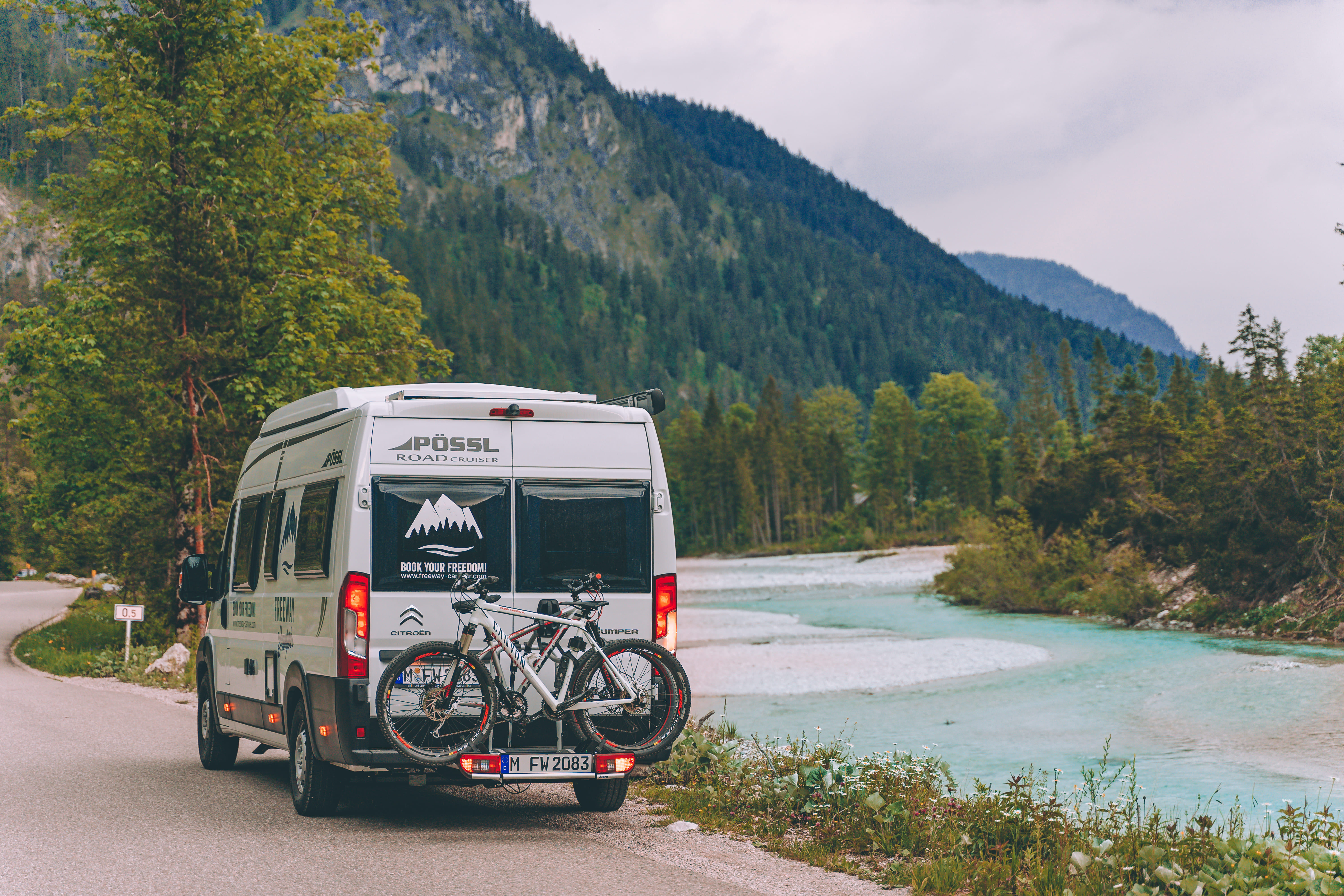Pössl Roadcruiser mit Fahrradträger