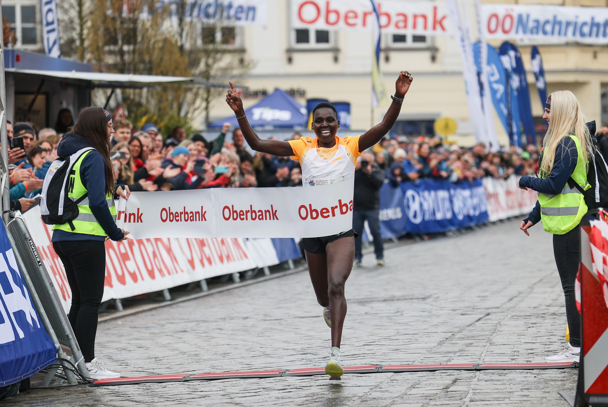 21. Linz Marathon glänzt mit neuem Damen-Streckenrekord