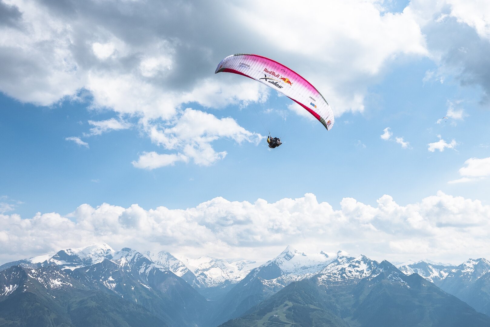 Rekordjahr beim 20. Jubiläum der Red Bull X-Alps: Zell am See-Kaprun zum 2. Mal offizielles Ziel