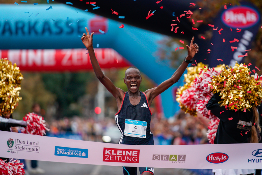 NEUER STRECKENREKORD beim 30. GRAZ MARATHON