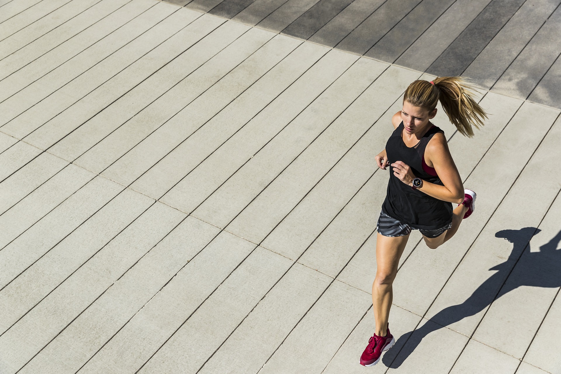 Warum die Wahl der richtigen Laufschuhe für Frauen entscheidend ist