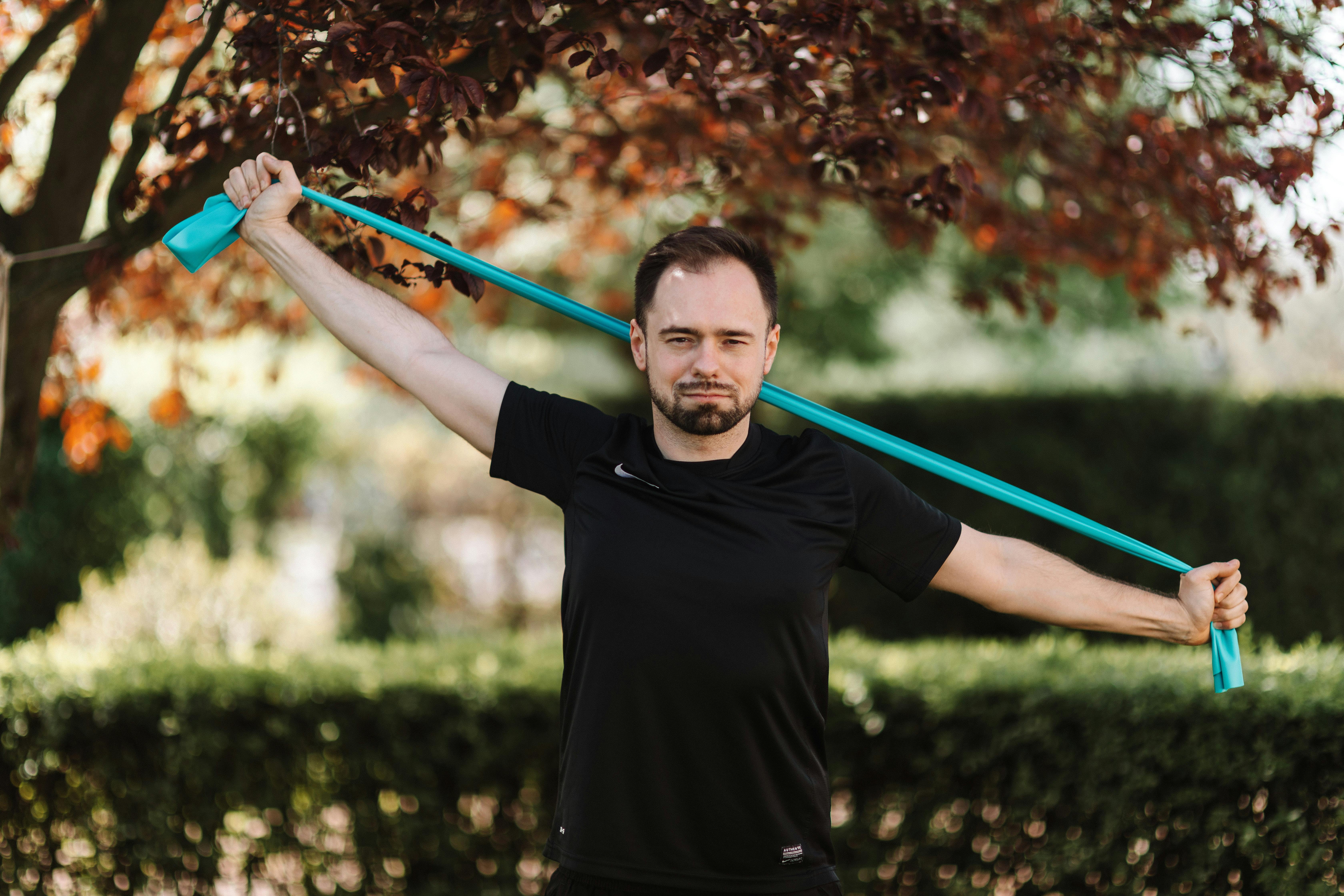 Die besten Fitnessgeräte für ein effektives Ganzkörpertraining im freien 