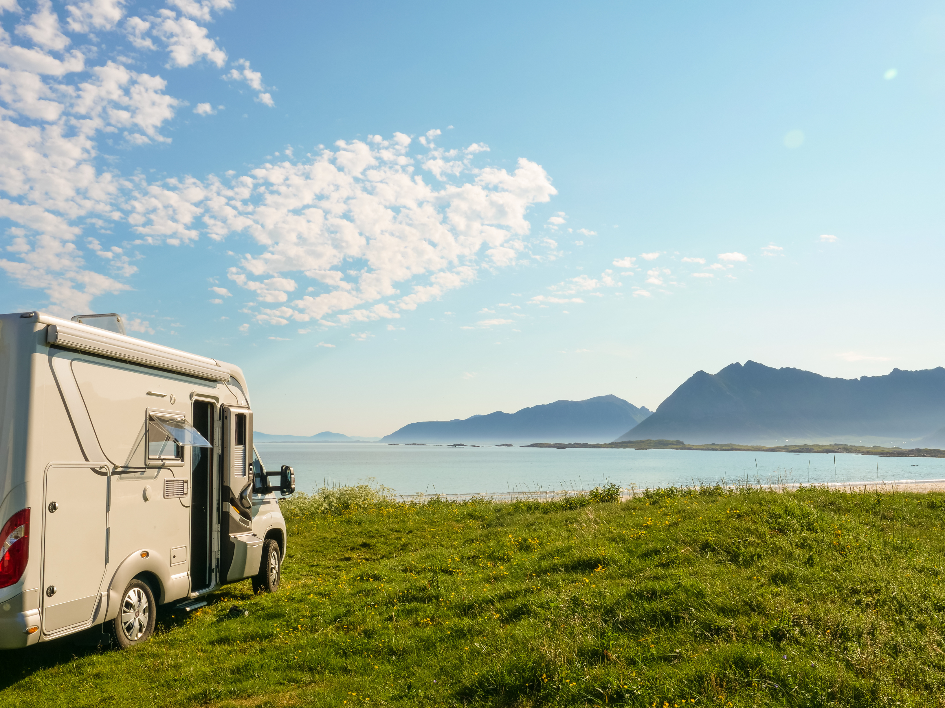 Wohnmobil mieten für den Aktiv-Urlaub: Freiheit auf vier Rädern