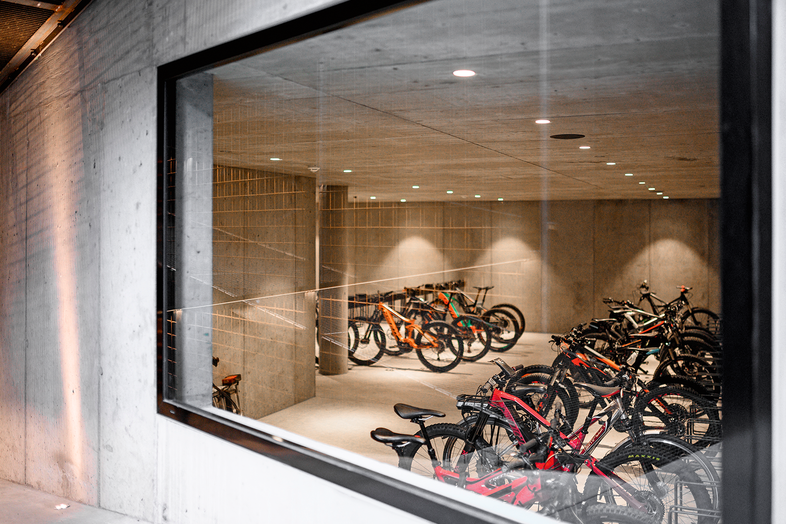 top-20-bike-hotels-2025_1.png