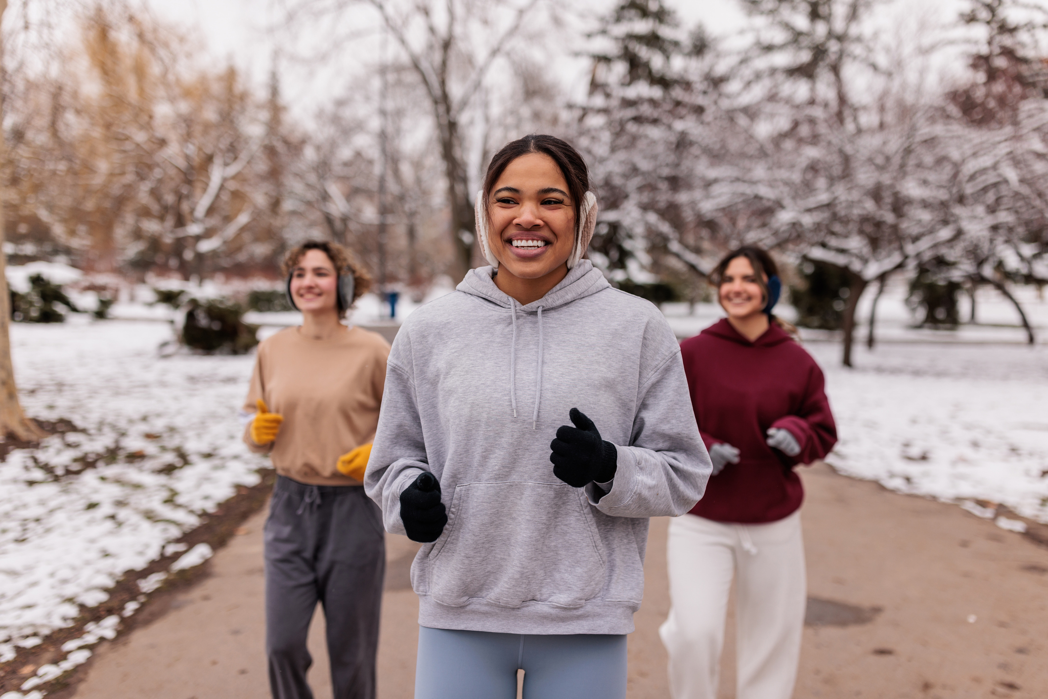 Läuferisch fit durch den Winter: 3 verschiedene Lauftypen im Vergleich