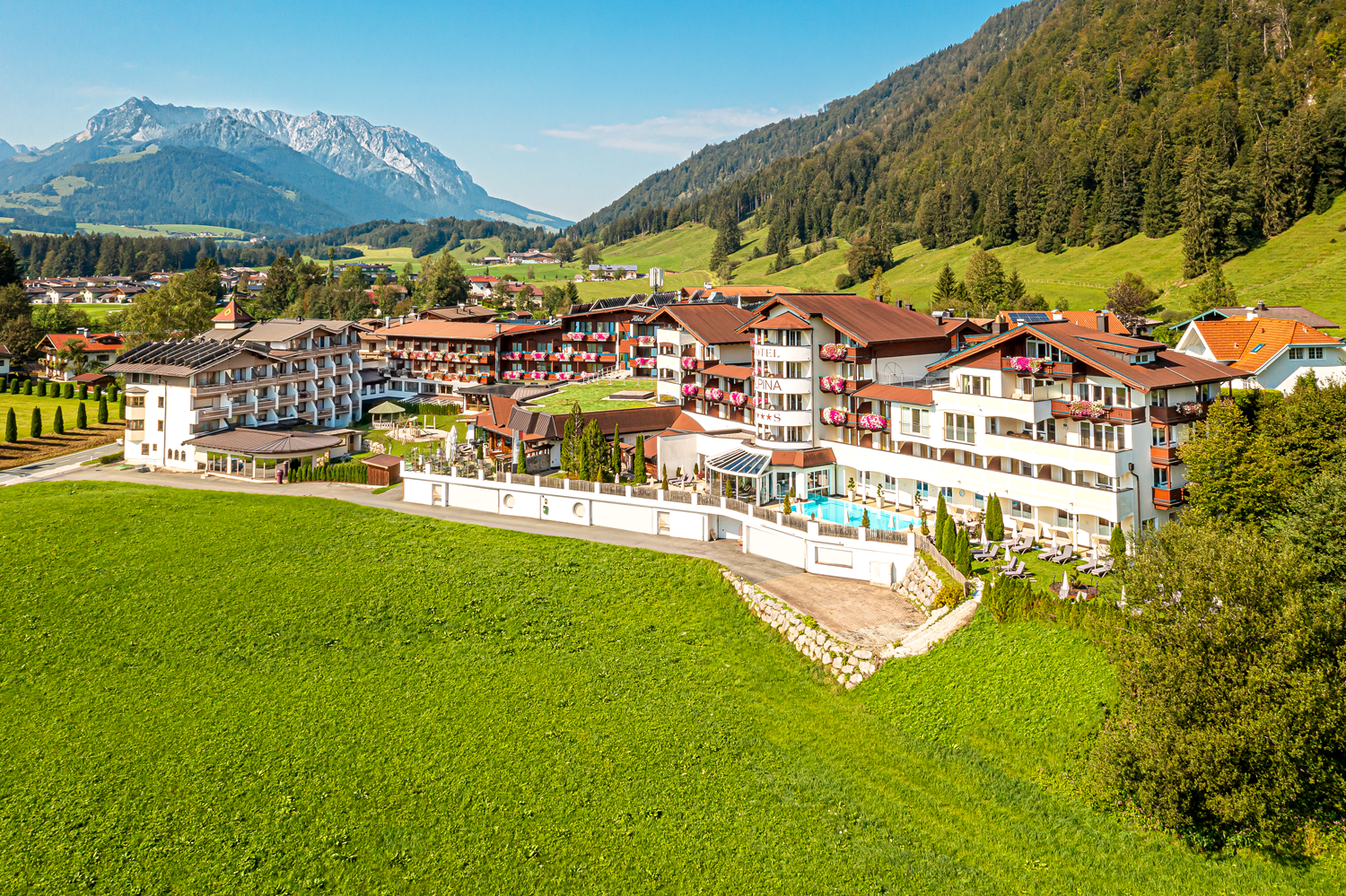Hotel Alpina