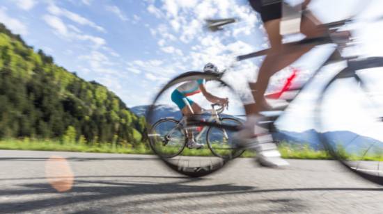 6 Gründe, warum sich Radfahrer die Beine wirklich rasieren / Bild: Löffler