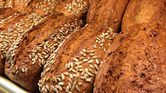 Gesundes Frühstück: Vollkornbrot oder (ungezuckertes) Müsli sind perfekt. / Bild: KK