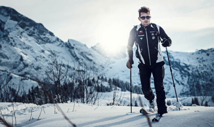 Geerdet: Im Winter hält sich Überflieger Hannes Arch vor allem mit Skitouren fit – und holt sich in der Natur seine mentale Stärke. / Bild: Red Bull Photofiles