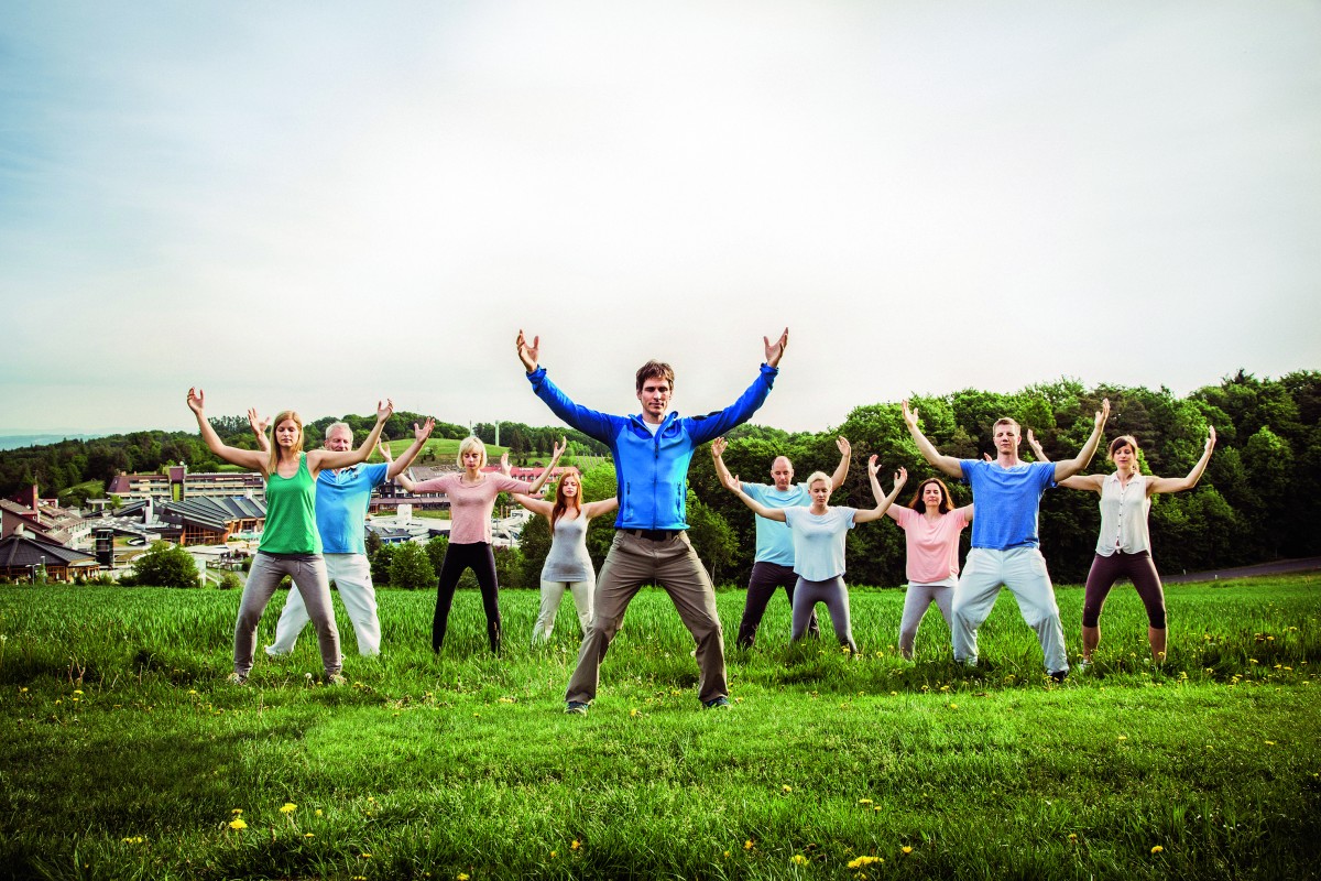 Wer sich auf einen Workshop mit Felix Gottwald einlässt, sollte vorab eines tun: konventionelle Erwartungshaltungen über Bord werfen. / Bild: Therme Loipersdorf