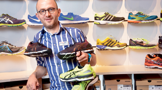 Laufschuhberatung: Roland Grammel, Intersport St. Pölten / Bild: Thomas Polzer