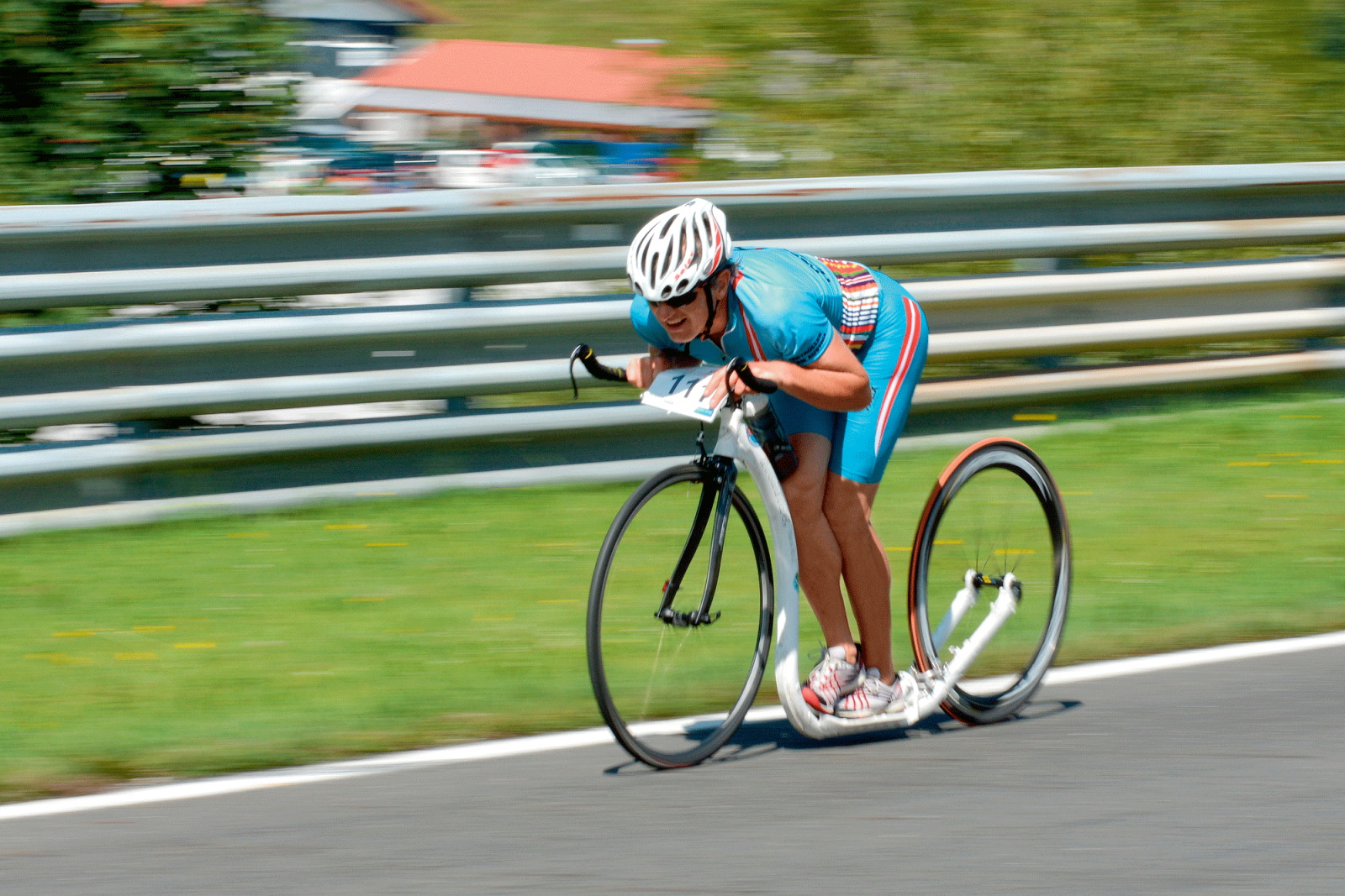 Jurek Milewski revolutioniert den Tretroller als Sportgerät