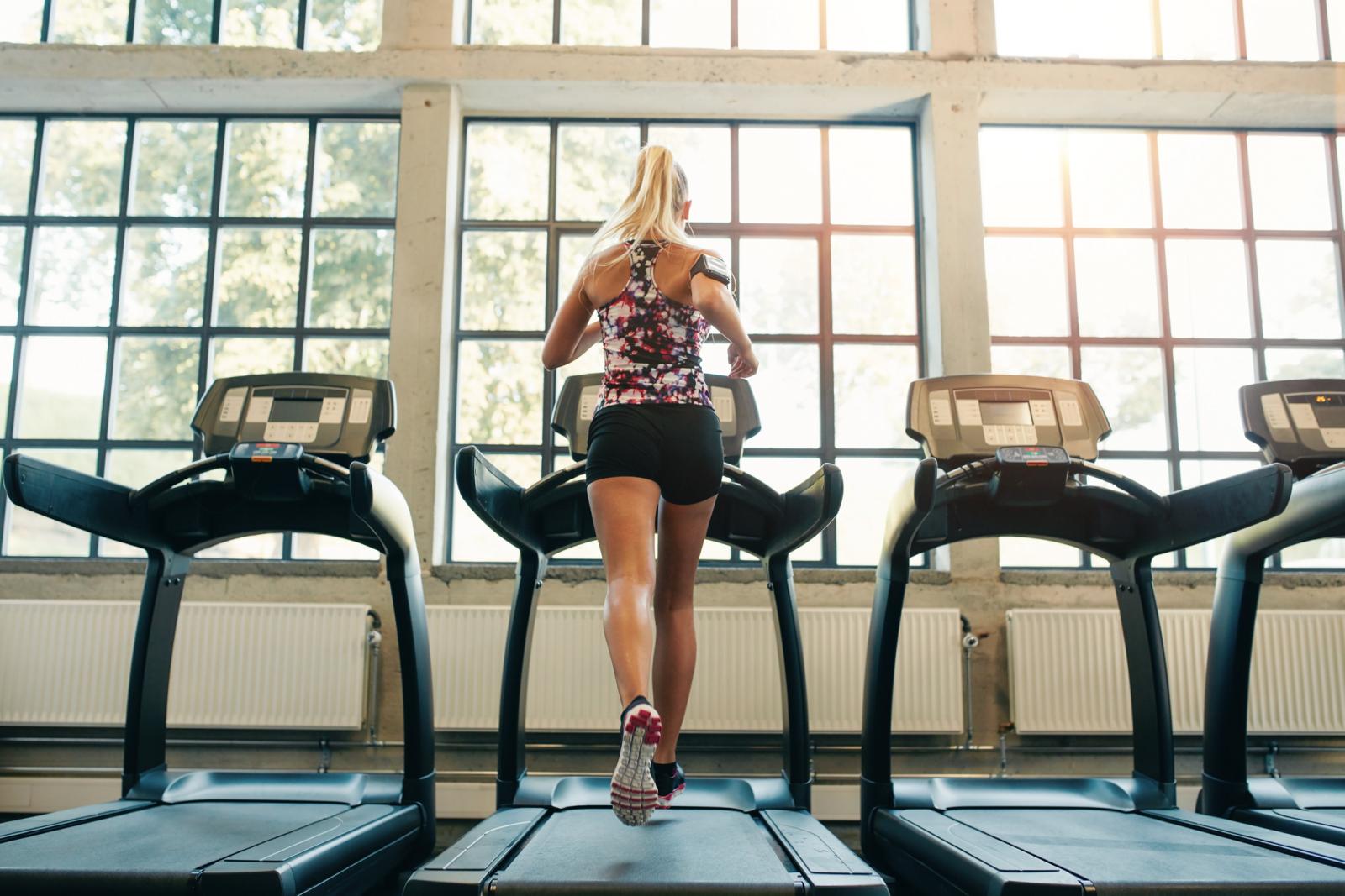 An Diesen 5 Fitnessstudio Gewohnheiten Erkennt Man Dass Du Ein Laufer Bist Sportaktiv Com