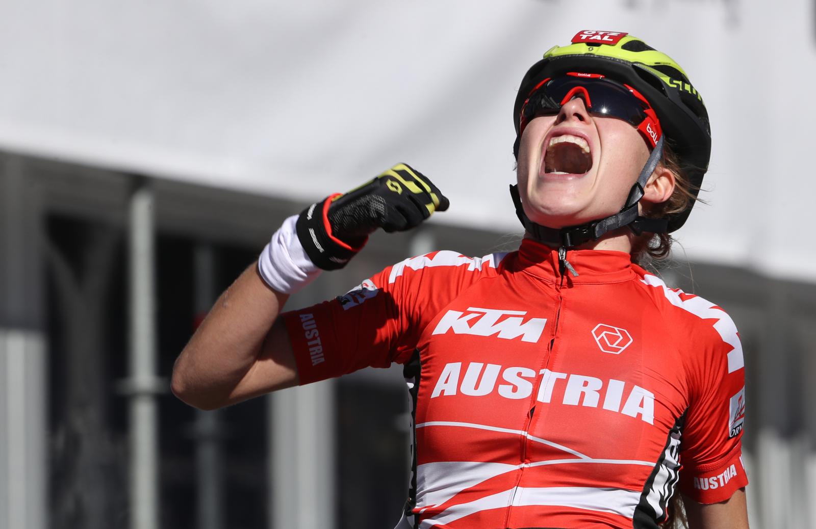 Olm volle Reloaded: Rad-Ass Laura Stigger zwischen WM-Gold und Schulstress