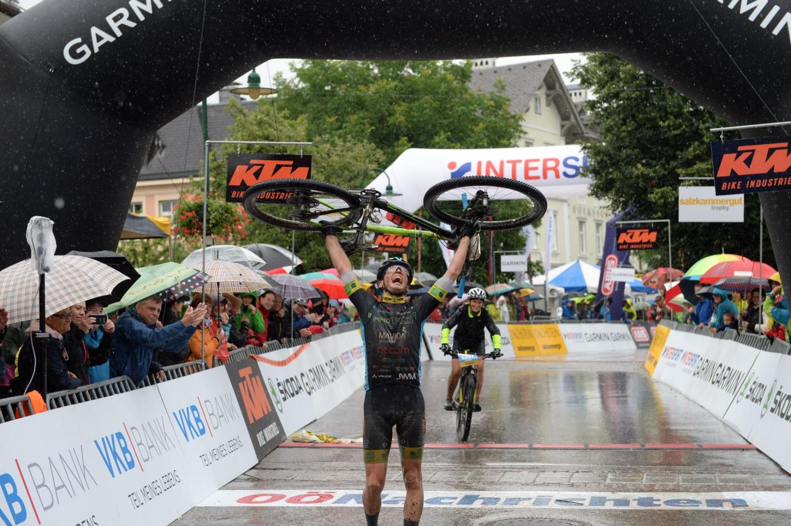 Salzkammergut Trophy - Lukas Kaufmann im Ziel