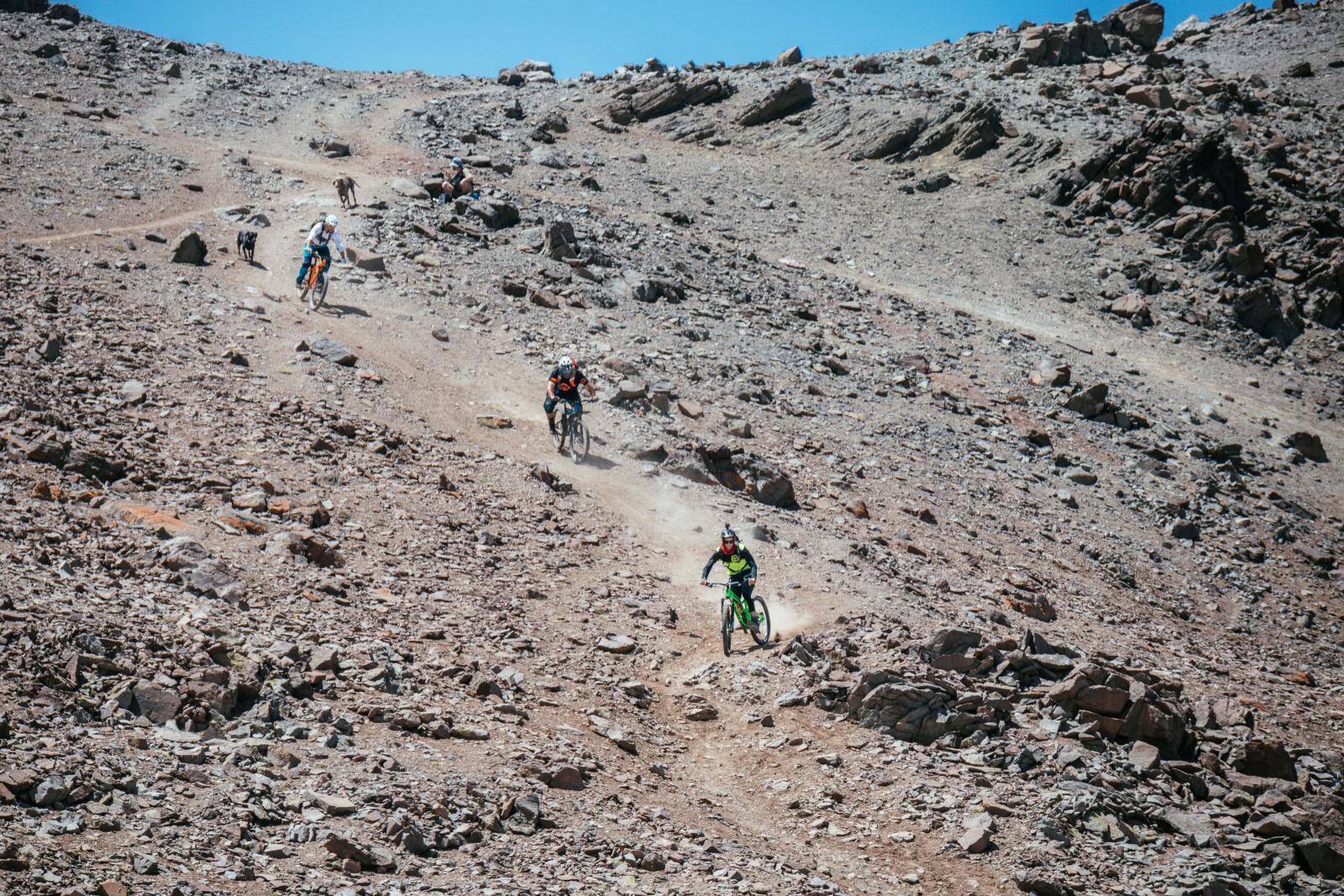 Apu Wamani: Berg-Gottheiten der Anden