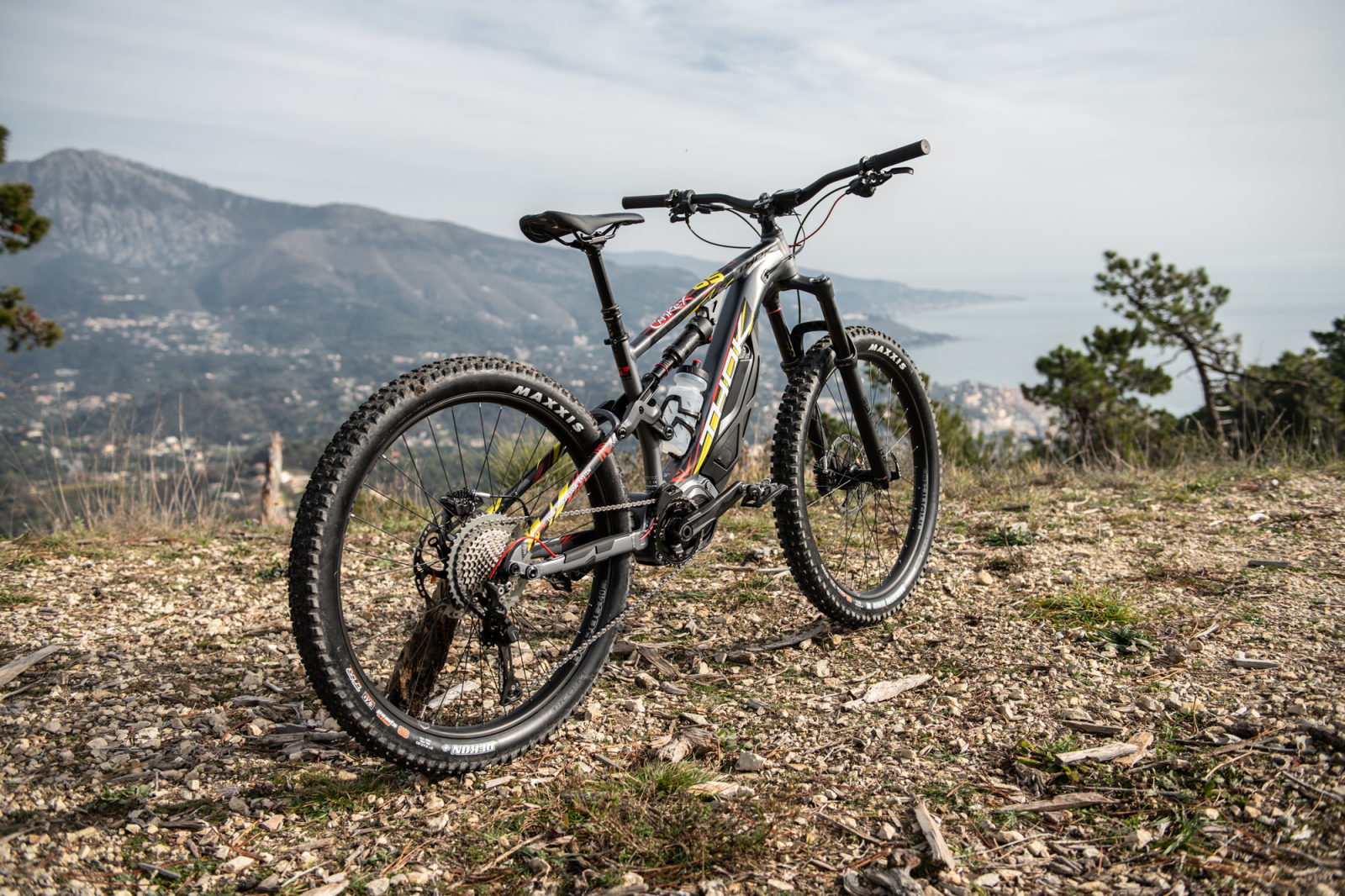 Kampf gegen Covid-19: THOK unterstützt Freiwillige Rettungssanitäter