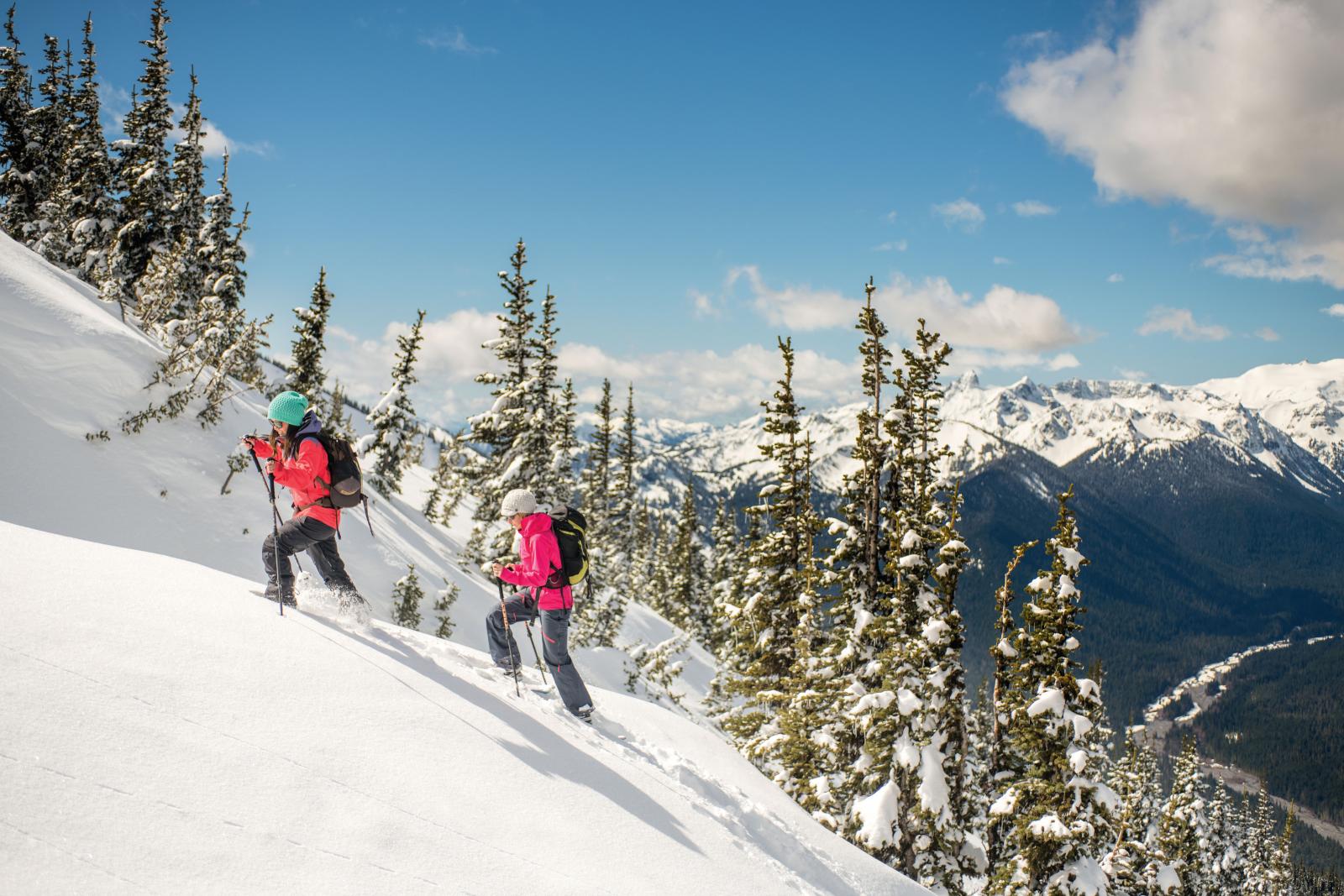 Von weit bis steil: Gerade im Corona-Winter liegt Winterwandern im Trend