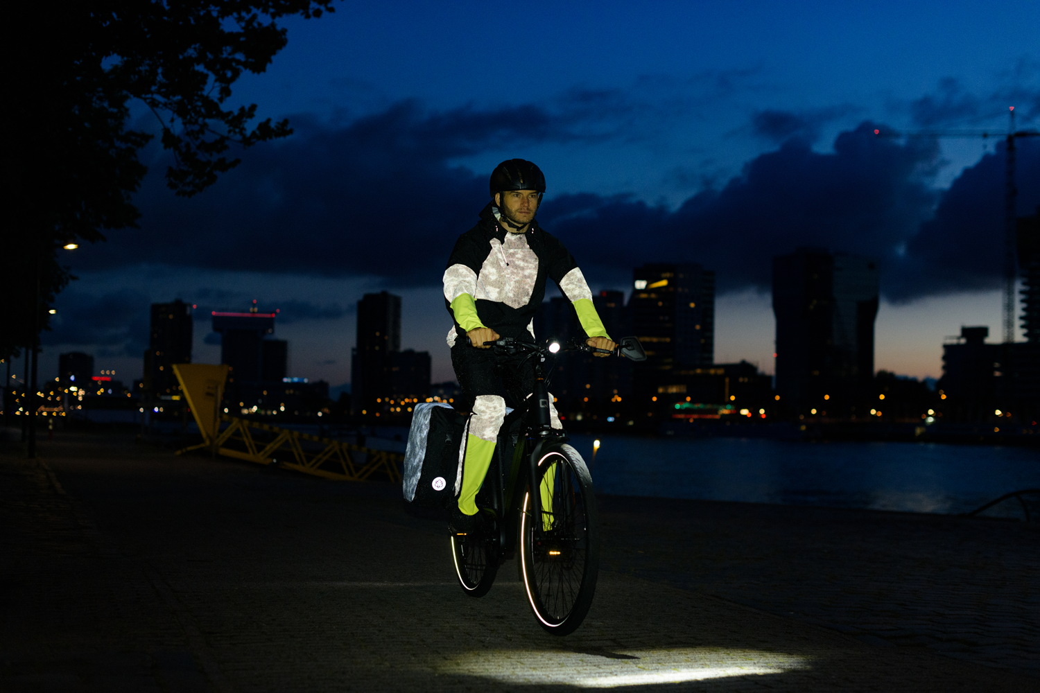 AGU: Jeden Tag mit dem Fahrrad fahren – bei jedem Wetter, zu jeder Jahreszeit!
