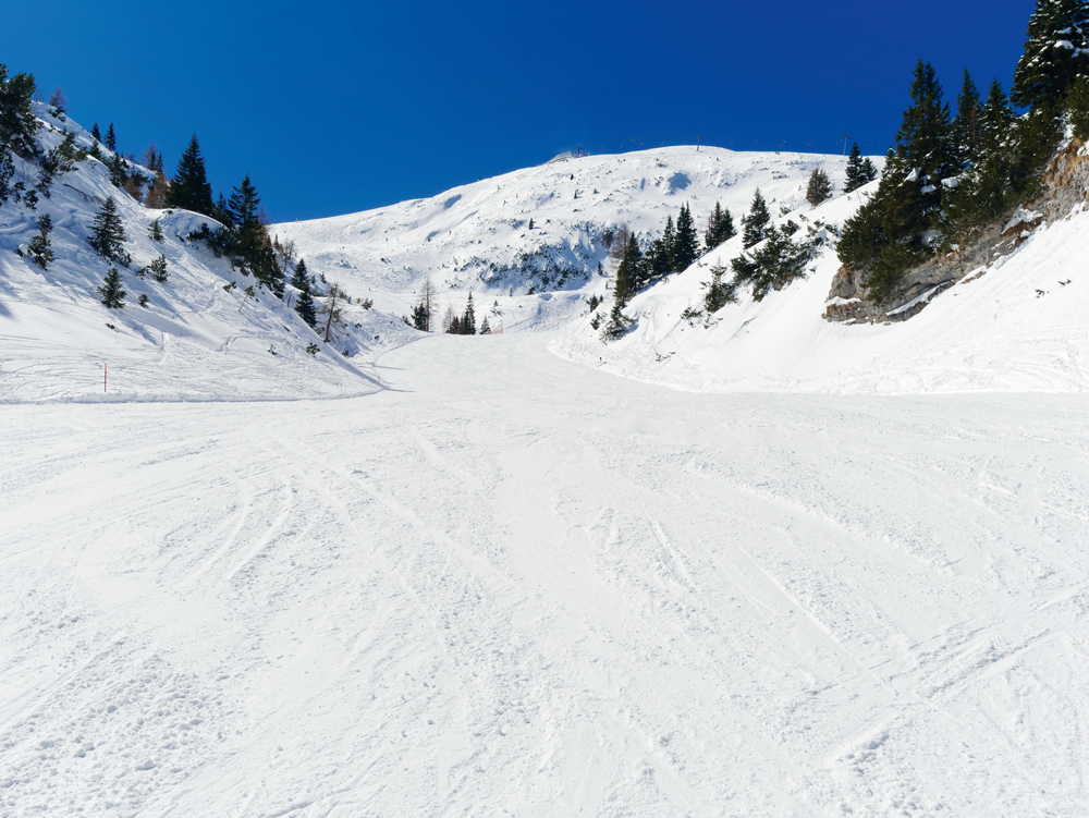 Ein Winter wie noch nie: Lockdown-Lokalaugenschein auf Österreichs Pisten