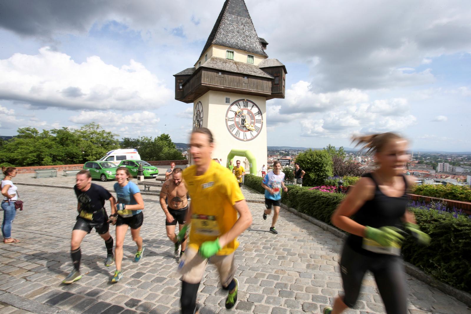 Sightseeing auf die harte Tour: „beat the city“ in Innsbruck, Linz und Graz