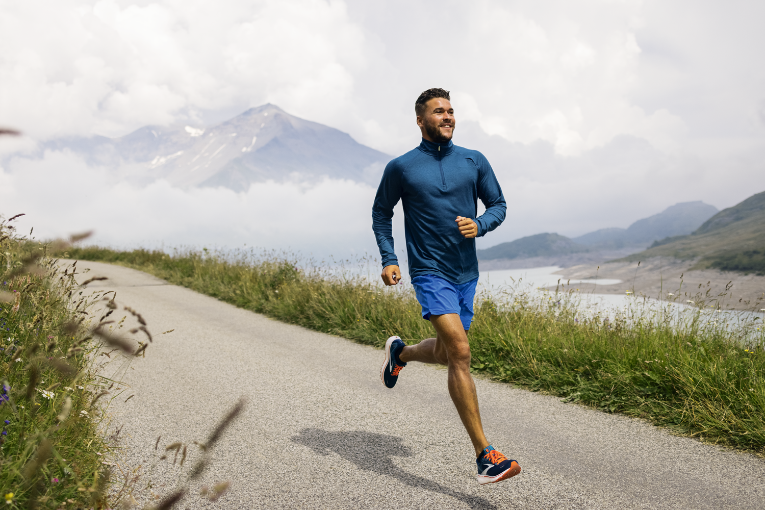 Lockerer Schritt: Neutrallaufschuhe als Allrounder