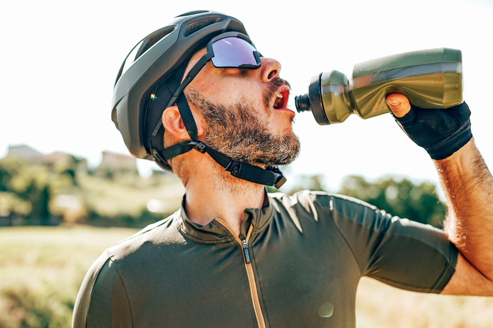 So läuft es flüssig: Tipps zur optimalen Flüssigkeitsversorgung beim Sport