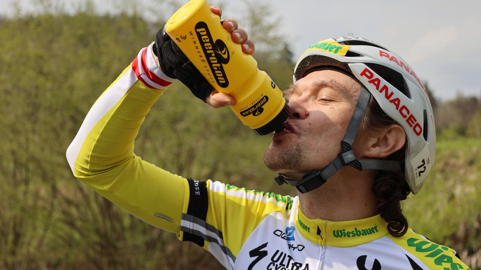 Christoph Strasser eröffnet in Italien die Saison – unterstützt vom Peeroton Hi-End Endurance