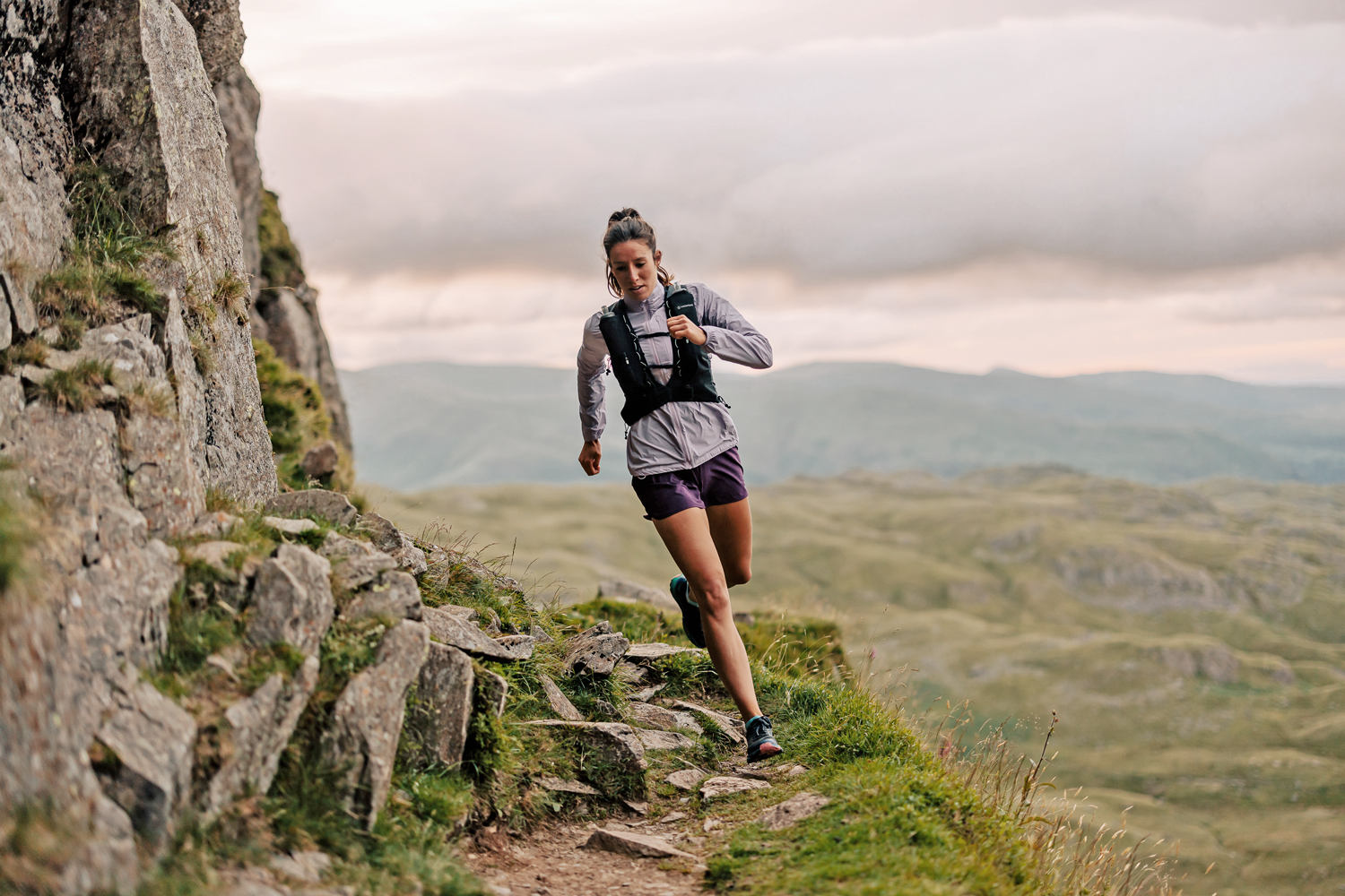 Eingepackt: Trailhosen, -westen und Laufgürtel, die Stauraum für unterwegs bieten