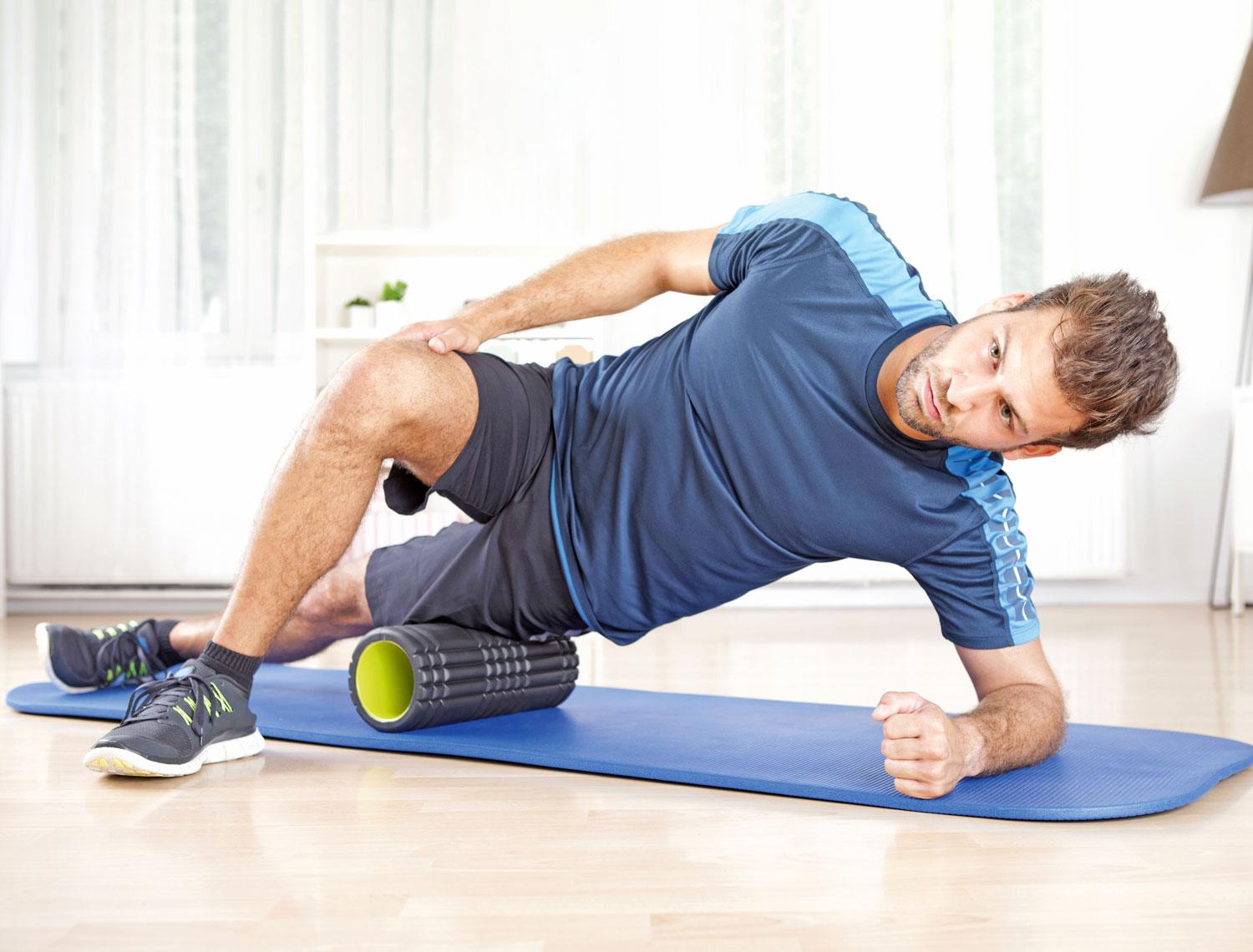 Rollende Körperpflege: „SPORTaktiv-Doc“ Robert Fritz über Sinn und Grenzen von Faszientraining