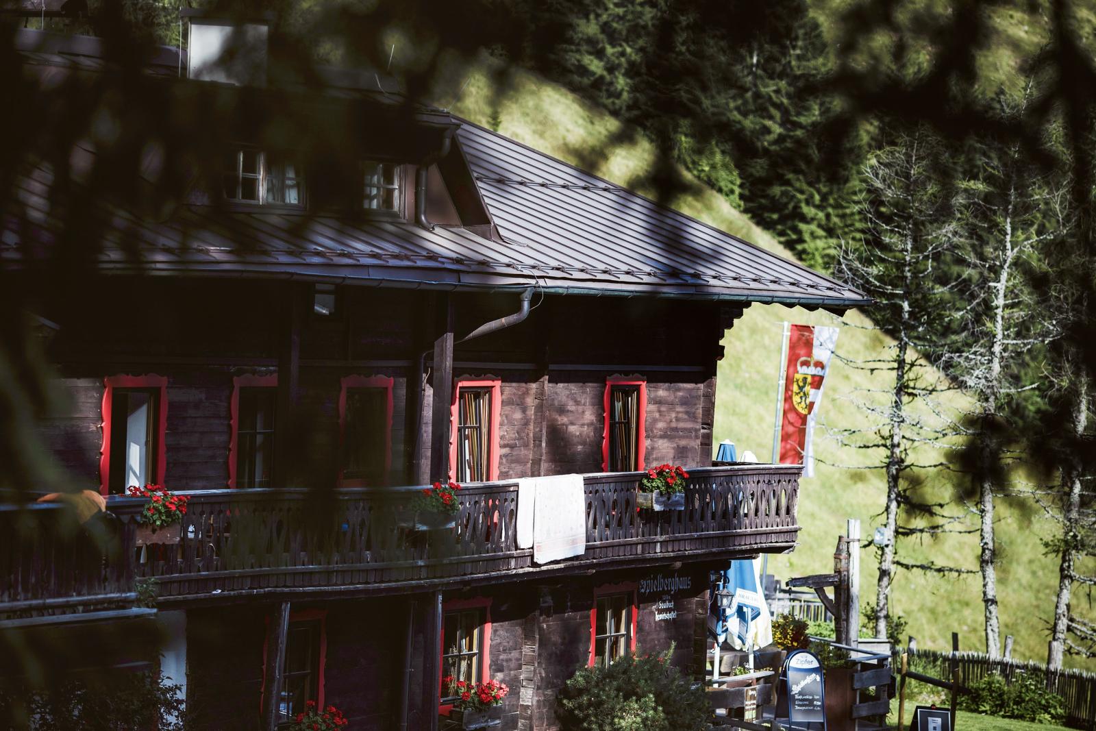 Alles im Haus – alles vor Ort: 3 Unterkunfts-Kategorien für den Bikeurlaub unter der Lupe