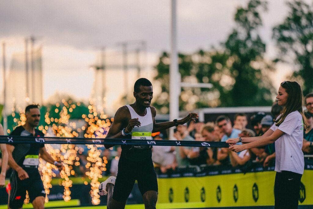 On Track Night in Wien