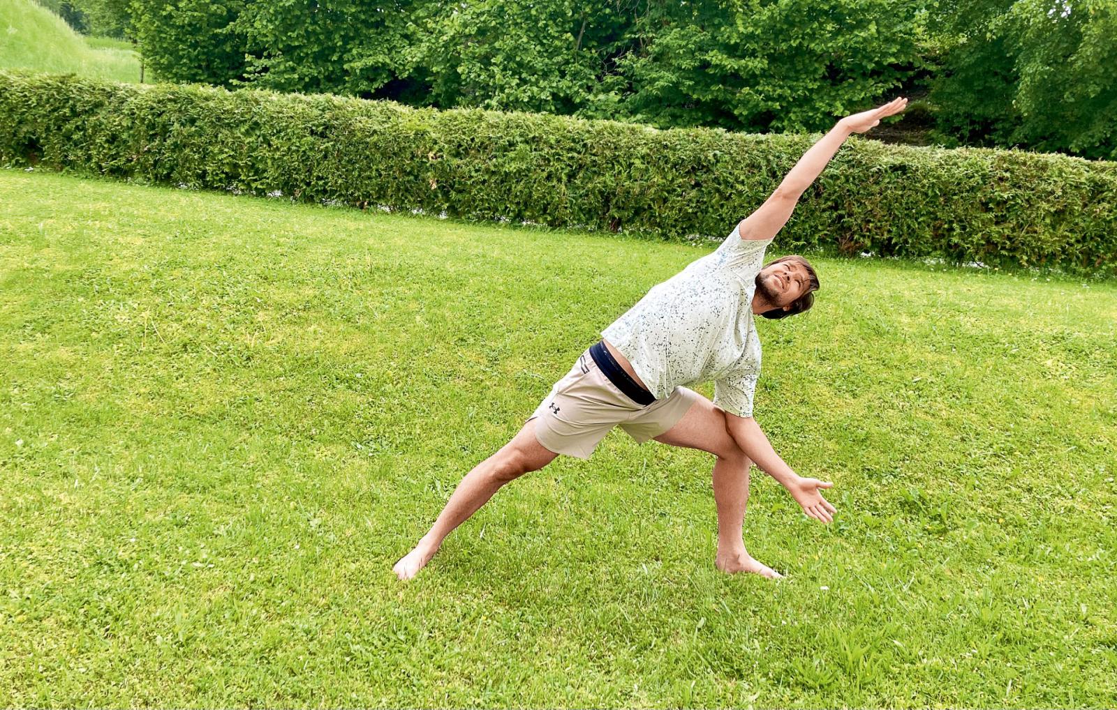 Yoga fürs Knie: Mehr Stabilität im Knie für Läufe, Touren und Bikerunden
