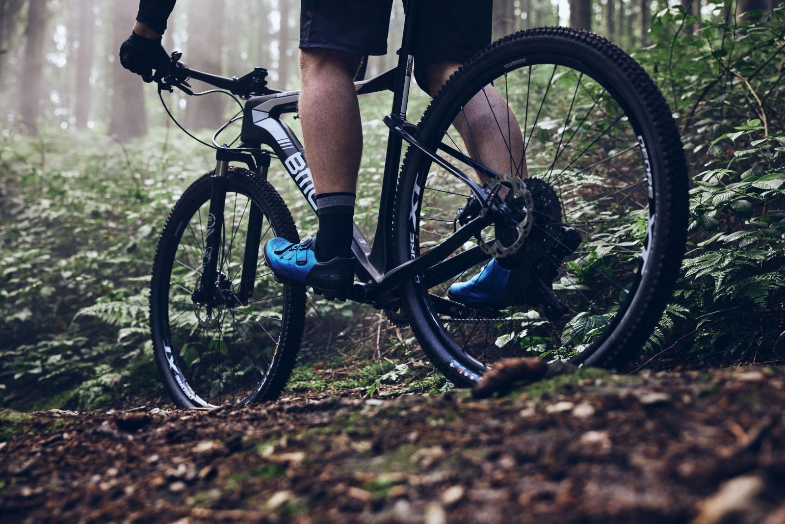 Cleat-Geflüster: Wieso die Schuh-Klickpedal-Verbindung einen großen Unterschied macht