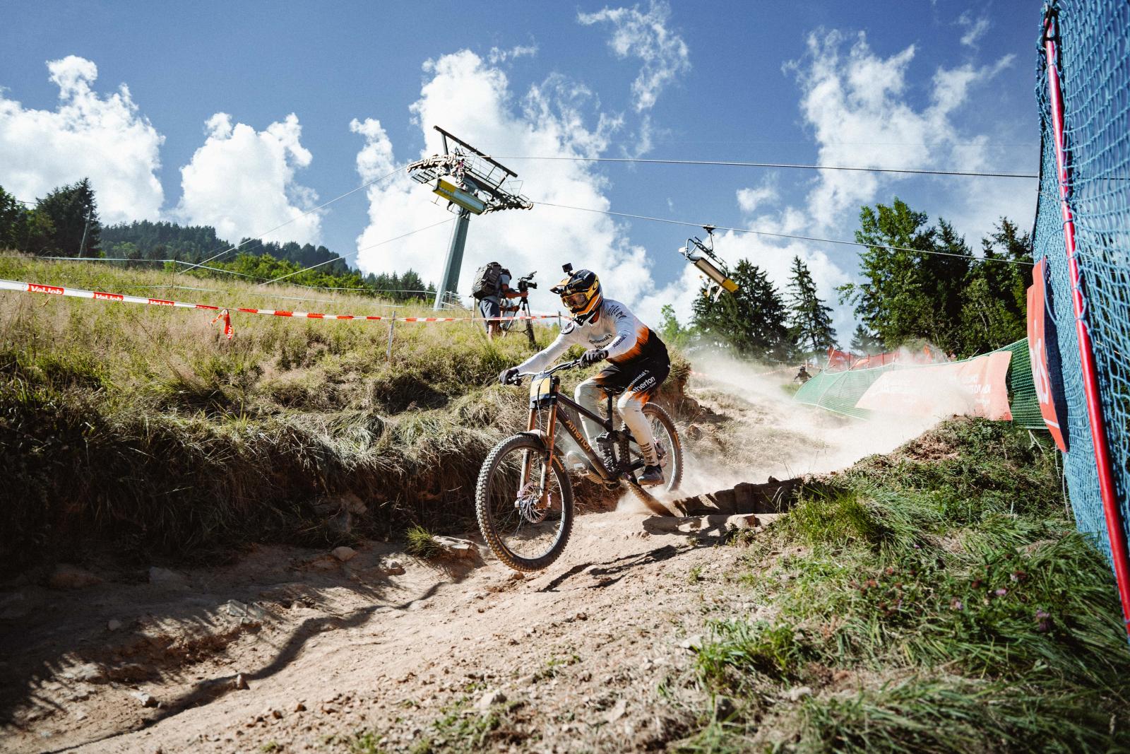Andi Kolb sichert sich souverän den Europameister-Titel in Champéry in der Schweiz