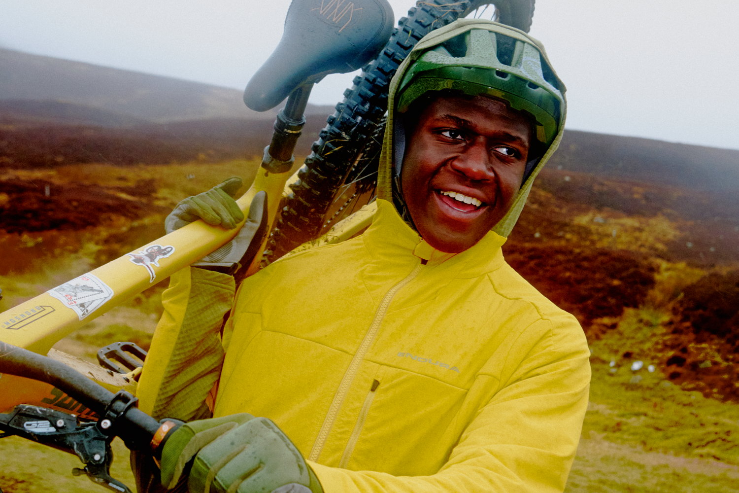 No matter the ­weather: Die richtige Bekleidung, um auch bei eisigen ­Temperaturen zu radeln