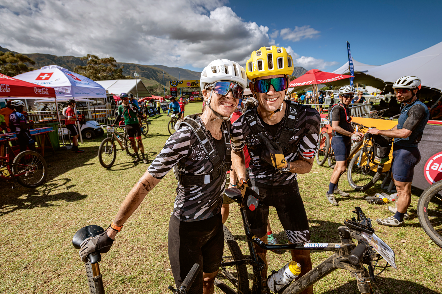 An die Hanteln: Den meisten Freizeit-­Bikern fehlt es an Kraft – auch in den Beinen
