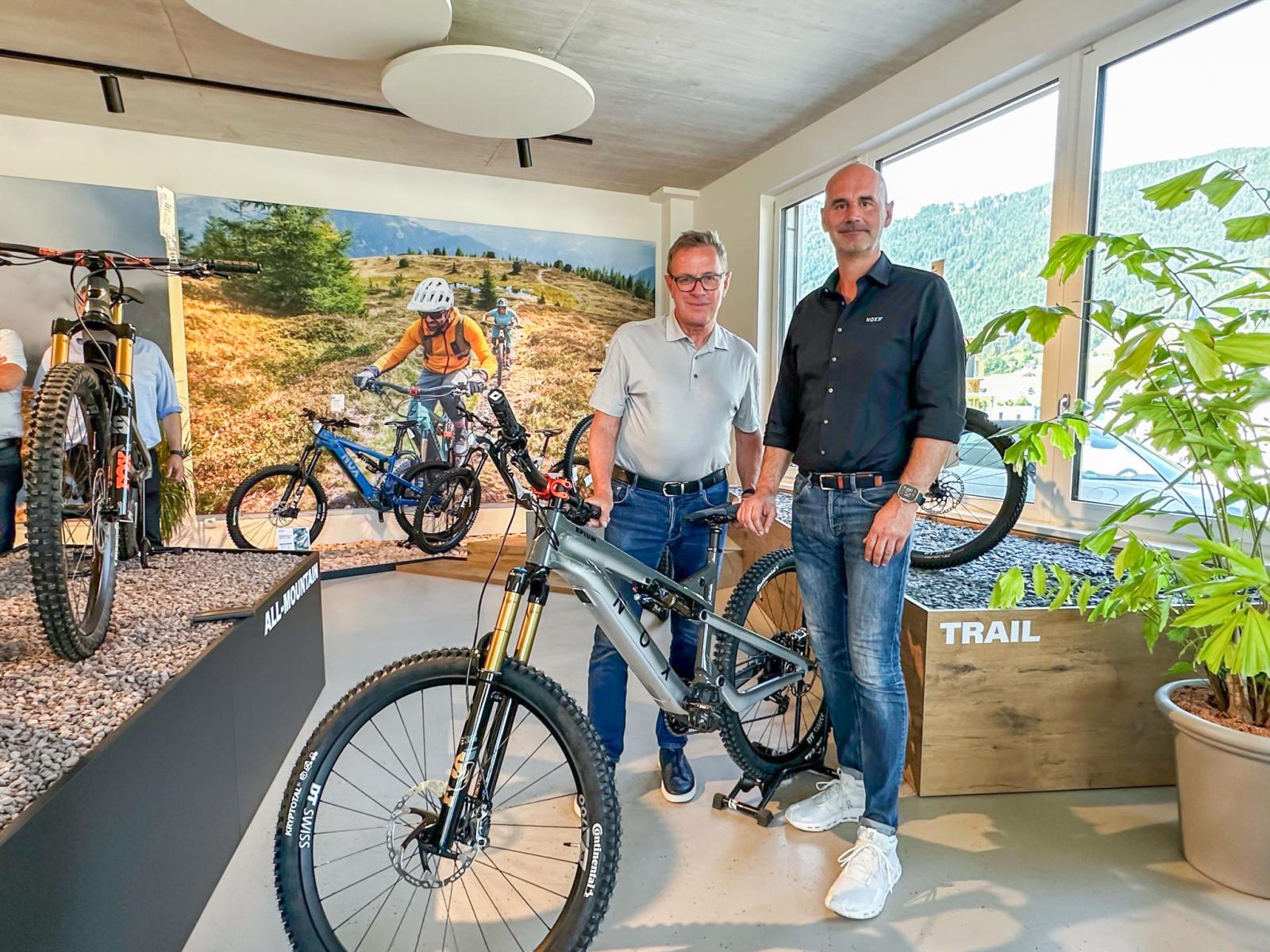 Ralf Rangnick radelt mit NOX jetzt elektrisch